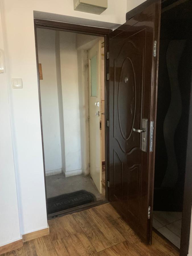 Garsoniera 1 Decembrie Apartment Alba Iulia Exterior photo